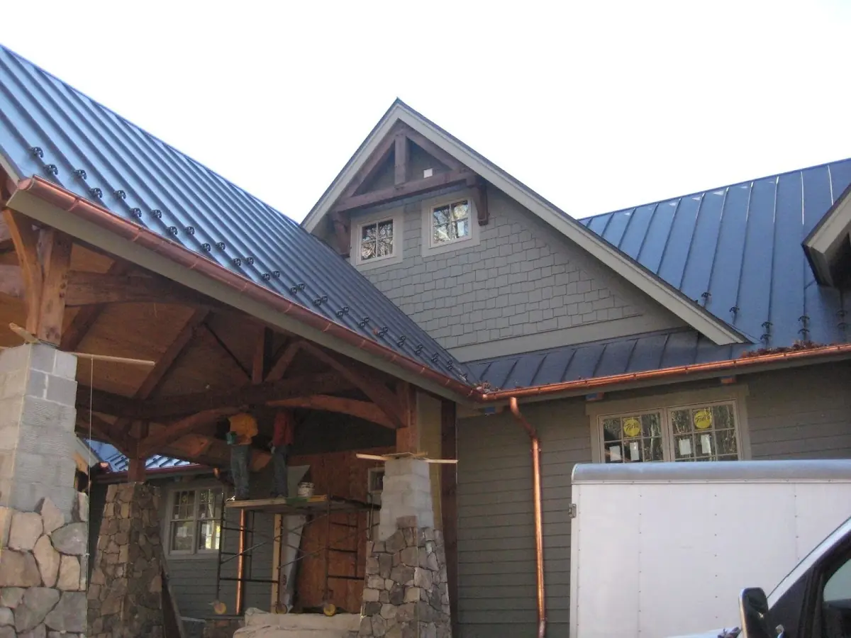 Craftsman Roofing team delivering quality roofing work in Gapsville